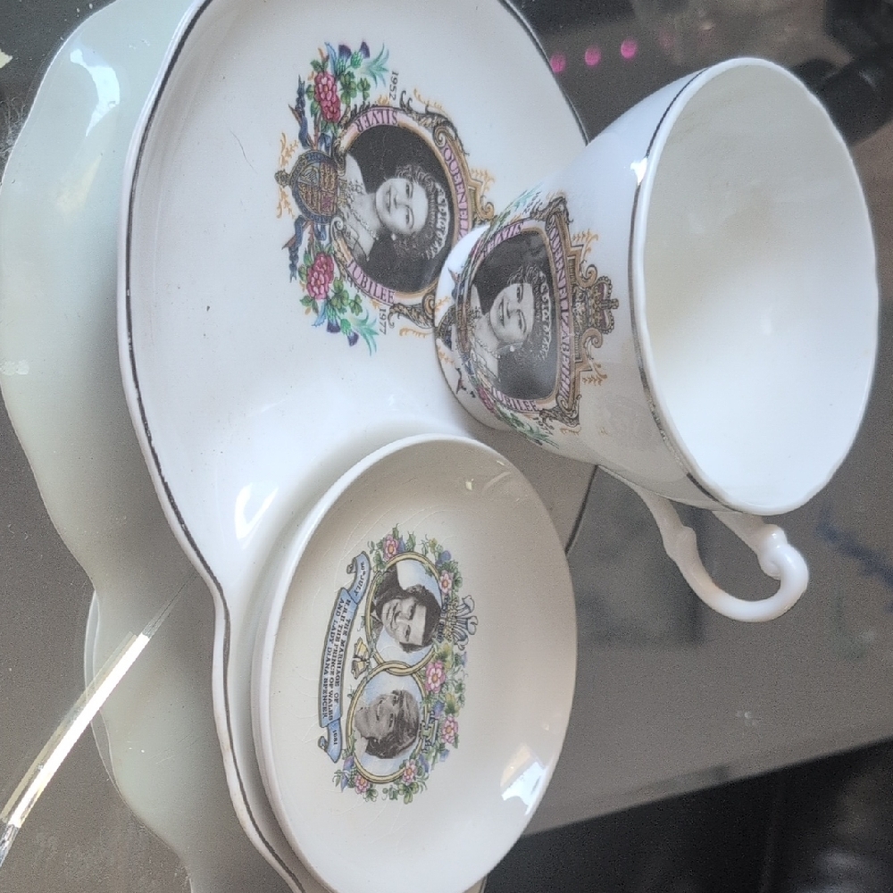 Vintage Royal Commemorative Tea Set